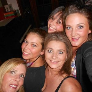 Meet your Posher, Annette